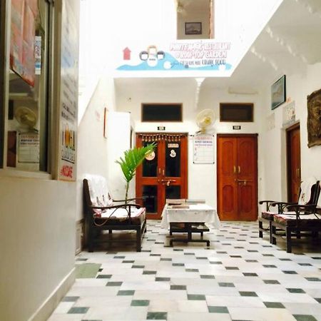 Hotel White House Pushkar Bagian luar foto